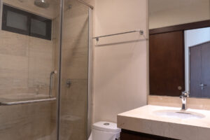 L CONDOS LIFESTYLE APARTMENT
