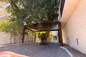 L CONDOS LIFESTYLE APARTMENT