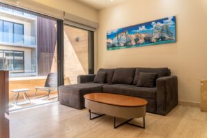 L CONDOS LIFESTYLE APARTMENT