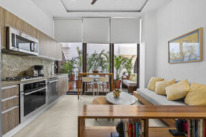 Pacífica 605 | Vibrant beachside studio, Vallarta Romantic Zone