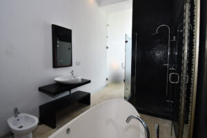 Coastal oasis high ceilings in Mamitas Beach
