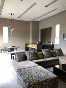 Spacious Terrace Apartment with Mountain Views