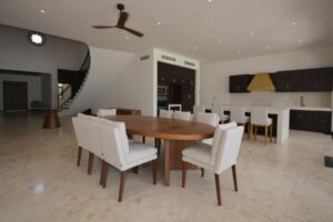 PLAYA PARAISO BEACHFRONT TRES LEONES VILLA