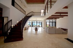 PLAYA PARAISO BEACHFRONT TRES LEONES VILLA