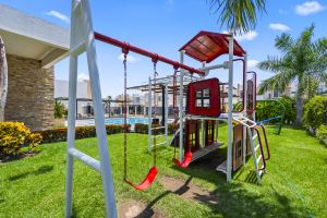 Casa El Roble Rojo | Family Home with Garden & Pool, Jarretaderas