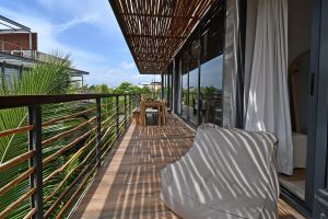 Exclusive Pent-house with Private Whirlpool Tub