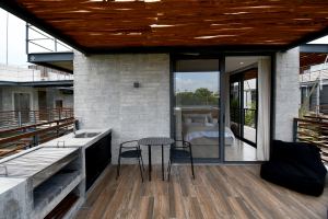 Exclusive Pent-house with Private Whirlpool Tub