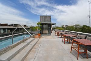 Exclusive Pent-house with Private Whirlpool Tub