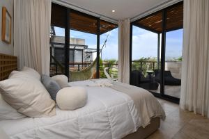 Exclusive Pent-house with Private Whirlpool Tub