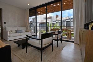 Exclusive Pent-house with Private Whirlpool Tub