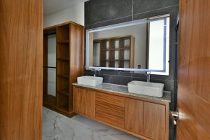 Residencia Contemporánea Coto Baluarte Casa Fuerte en Venta