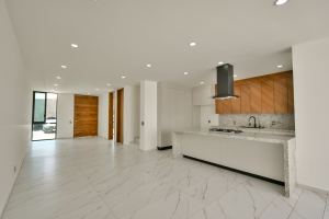 Residencia Contemporánea Coto Baluarte Casa Fuerte en Venta