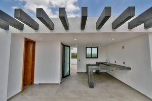 Residencia Contemporánea Coto Baluarte Casa Fuerte en Venta