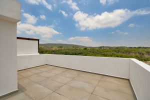Residencia Contemporánea Coto Baluarte Casa Fuerte en Venta