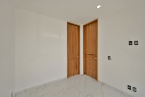 Residencia Contemporánea Coto Baluarte Casa Fuerte en Venta
