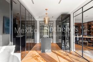Departamento en Eugenio Sue, frente al parque del reloj