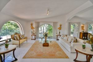Price Improvement, Residencia Bosque Mediterráneo en Cañadas