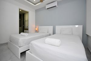 Boutique Building in Downtown Playa del Carmen