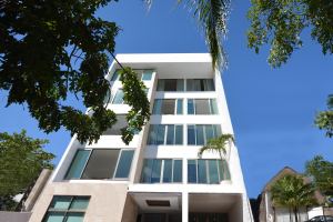 Boutique Building in Downtown Playa del Carmen