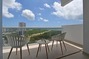 Elegance on the Caribbean Horizon