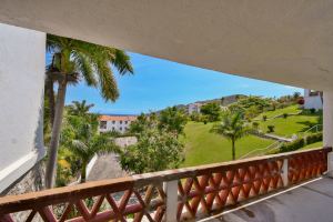 Departamento en venta en Vida del Mar, Manzanillo-planta baja y vista al jardín