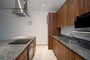 Modern Three-Bedroom Apartment with Terrace in Selvanova, Coto 8