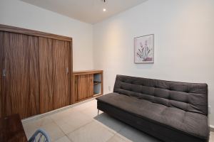 Modern Three-Bedroom Apartment with Terrace in Selvanova, Coto 8