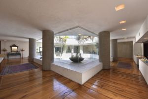 Casa Bezares
