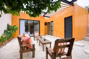 Contemporary Colonial Residence La Ermita