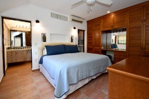 Royal Palms Condo