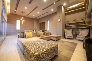 Spacious Terrace Apartment with Mountain Views