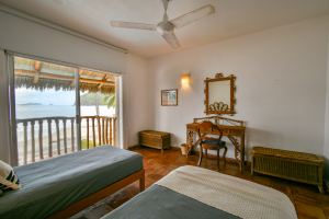 Residencia Frente al Mar en Venta |Villas Las Fuentes, Club Santiago, Manzanillo