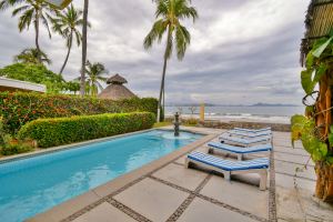Residencia Frente al Mar en Venta |Villas Las Fuentes, Club Santiago, Manzanillo