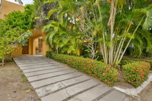 Residencia Frente al Mar en Venta |Villas Las Fuentes, Club Santiago, Manzanillo