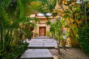 Residencia Frente al Mar en Venta |Villas Las Fuentes, Club Santiago, Manzanillo
