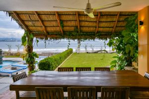 Residencia Frente al Mar en Venta |Villas Las Fuentes, Club Santiago, Manzanillo