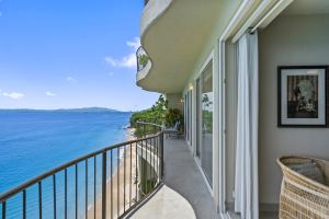 Secreto Azul |Penthouse with Panoramic Views & Private Terrace