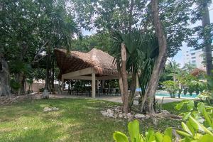 Prime Location & Family Amenities