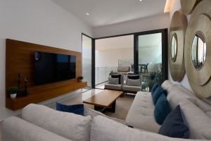 Three-Bedroom Blue Horizon Penthouse