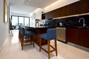 Three-Bedroom Blue Horizon Penthouse
