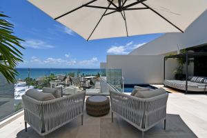 Three-Bedroom Blue Horizon Penthouse