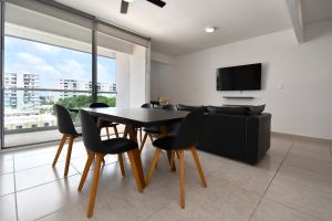 Secure Contemporary Comfort in Cancun