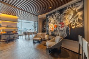 St Regis 23