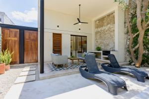 Private Colonial Oasis