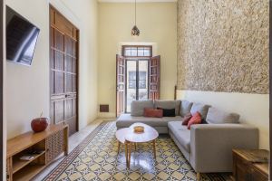 Private Colonial Oasis