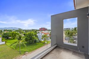 Bengala Boutique 401 | Corner Apartment with tropical views in Los Tigres
