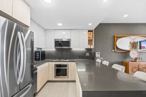 Bengala Boutique 401 | Corner Apartment with tropical views in Los Tigres