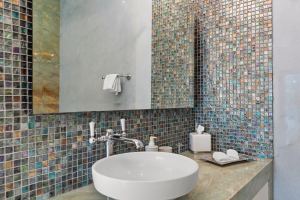 Casa La Puntilla | Oceanfront Residence in La Cruz de Huanacaxtle