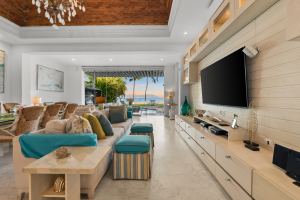 Casa La Puntilla | Oceanfront Residence in La Cruz de Huanacaxtle