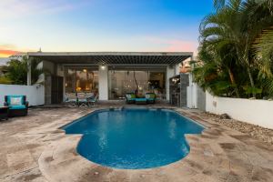 Casa La Puntilla | Oceanfront Residence in La Cruz de Huanacaxtle